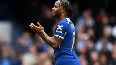 Raheem Sterling của Anh cầu thủ trẻ chạy nhanh nhất Euro